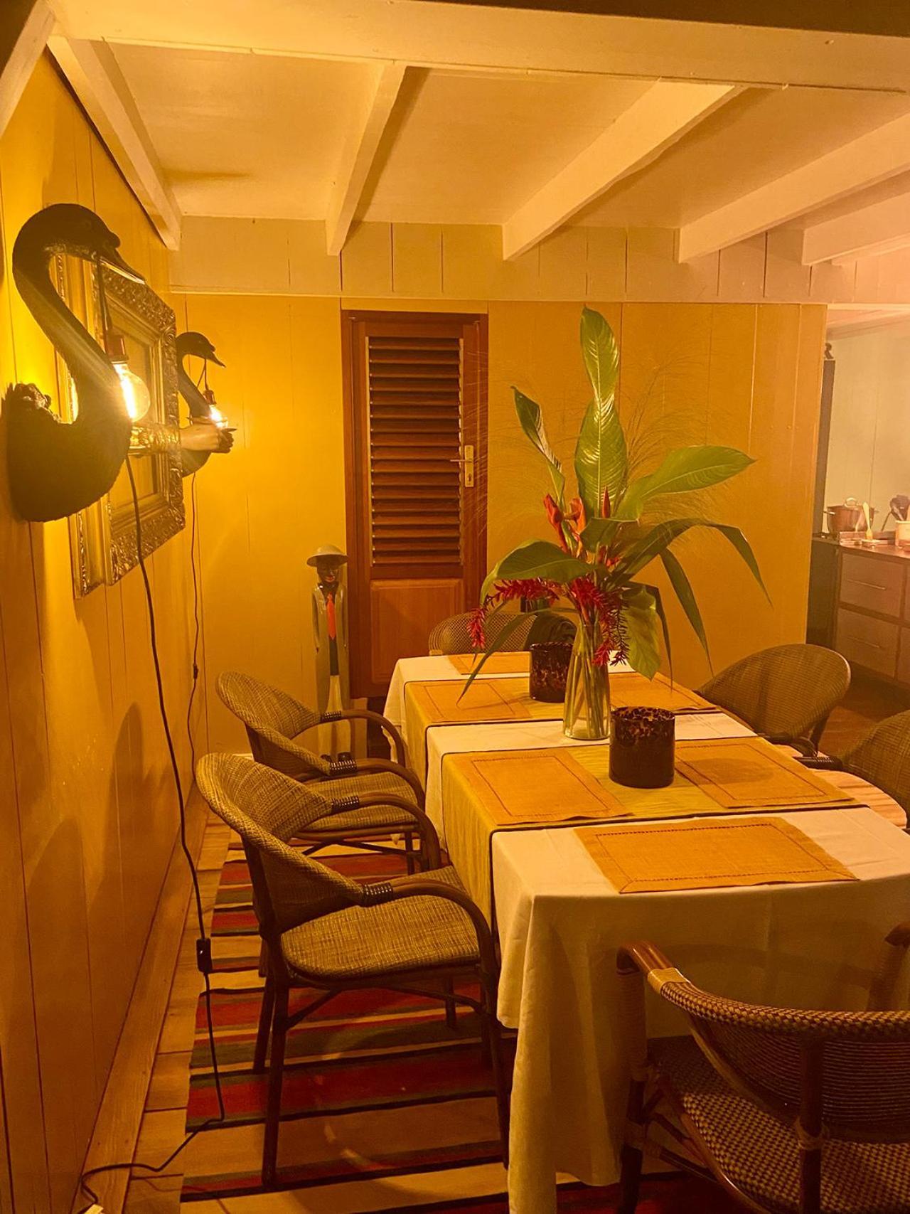Chambre D'Hotes Le Sucrier Goyave 외부 사진